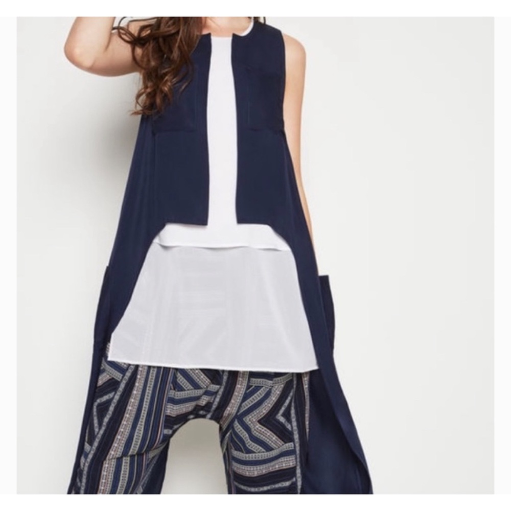 Sleeveless Vest